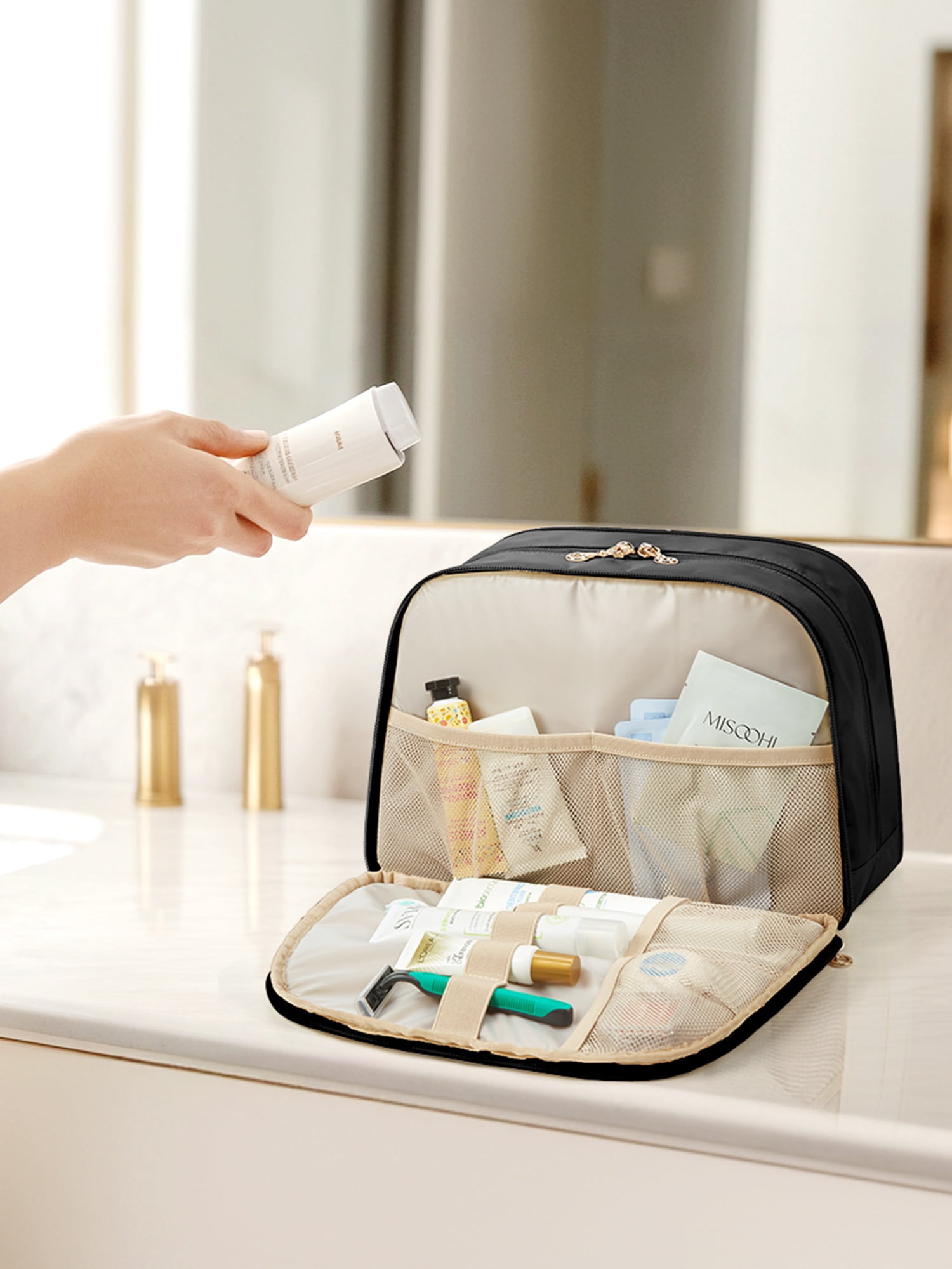 Bagsmart Unisex Large Size Travel Toiletry Bag with Handle, Wide-Open Makeup Cosmetic Bag for Travel Toiletries, Organizer for Women and Men, Black