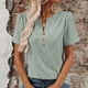 thumbnail image 4 of Camiseta con cuello en V y botones para mujer: camiseta informal y cómoda para casa o para salir, con estampado floral jacquard, mangas cortas y fácil de cuidar, 4 of 7