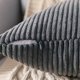 thumbnail image 4 of Juego de 2 fundas de almohada cuadradas de pana a rayas, fundas de cojín suaves, fundas de almohada decorativas grandes y esponjosas para el hogar, sofá o dormitorio, 45 x 45 cm, 4 of 4