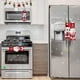 thumbnail image 4 of Juego de 2 Guantes de Cocina Navideños | Fundas de Poliéster Rojo para Horno, Microondas y Refrigerador | Guantes Resistentes Al Calor | Guantes Multiusos para Decoración Navideña, 4 of 6
