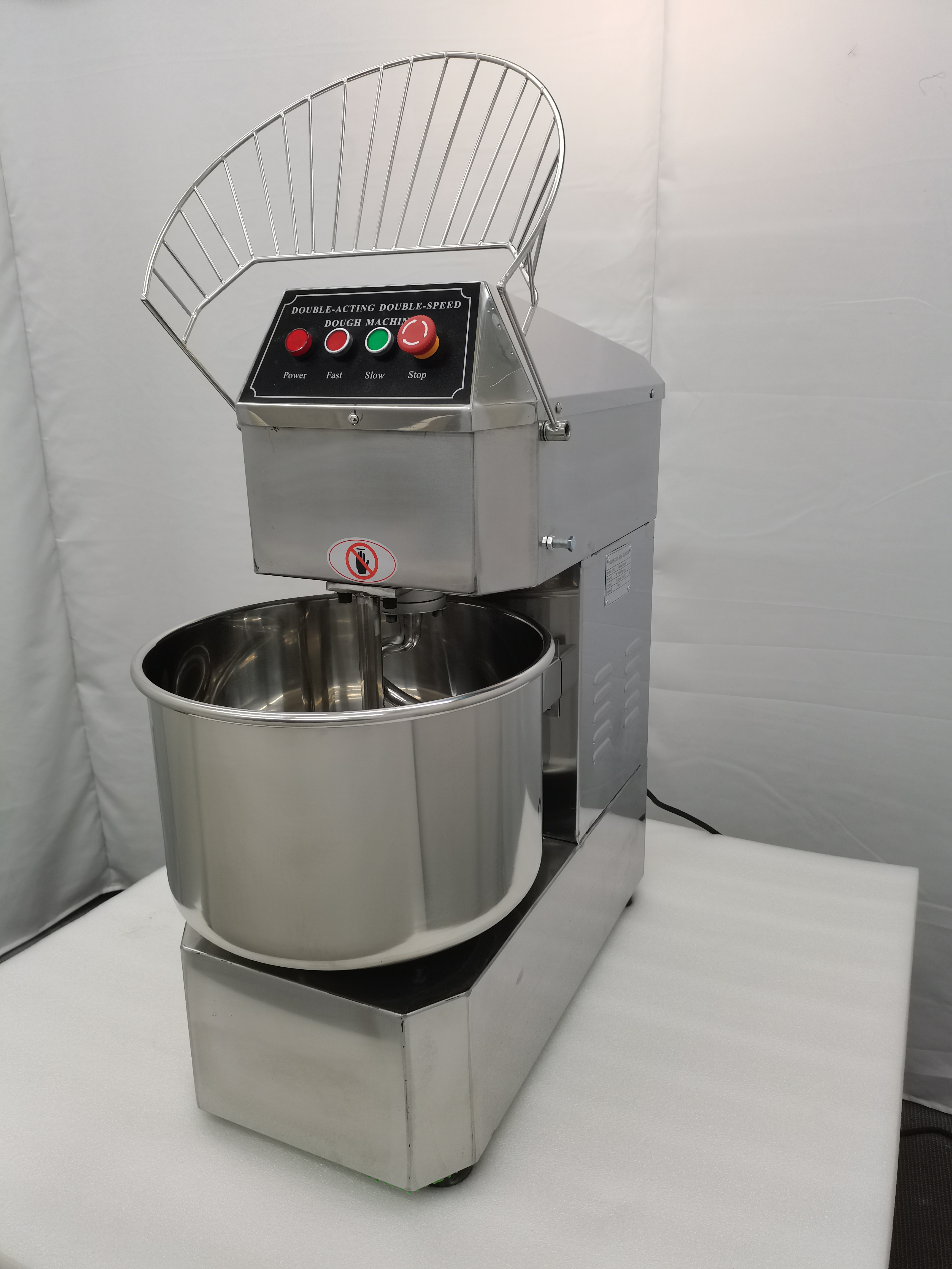 EQCOTWEA Commercial Dough Mixer Pizza Dough Blender for Bakery Food 30L Stainless Steel