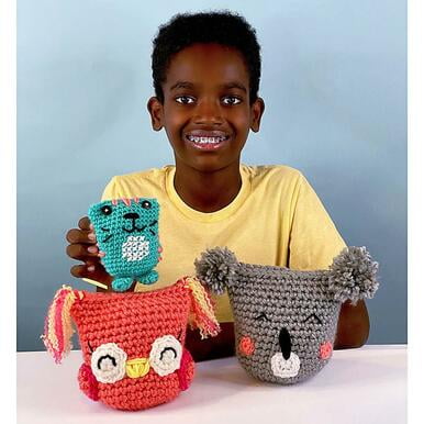 Simplicity® Jonahs Hands Critters Crochet Kit