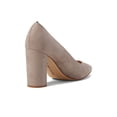 thumbnail image 5 of Zapatos Tommy Hilfiger Abilene para mujer, tacón, gamuza, color topo, talla 9, 5 of 5