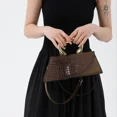 thumbnail image 4 of Bolsos de hombro de piel de cocodrilo sólida de lujo ligeros, bolso de estilo de diseñador con nueva personalidad, bolsos cruzados de mano de alta calidad 2024 para mujeres, 4 of 5