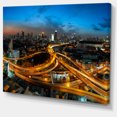 thumbnail image 2 of Autoroute Illuminée à Bangkok, 2 of 3