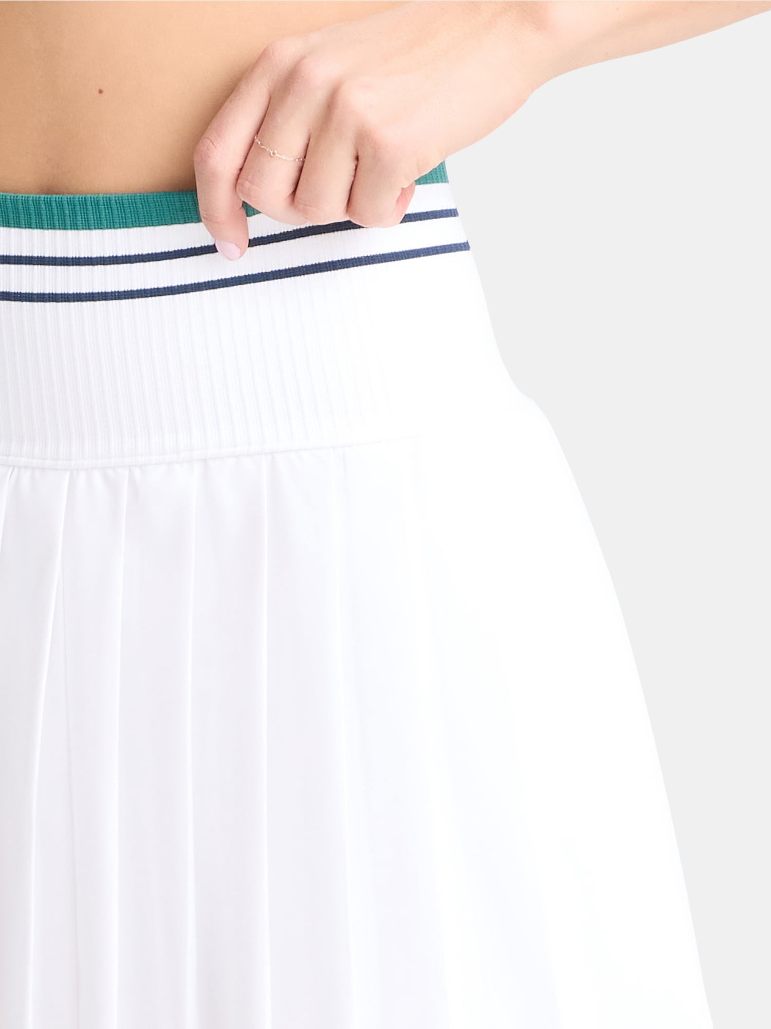 Avia Women's and Women's Plus Active Seamless Pleated Skort, Sizes XS-4X