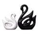 thumbnail image 1 of Cisnes de cerámica para parejas en estatuas de cisnes blancas y negras, centro de mesa decorativo elegante para decoración para sala de estar,, 1 of 9