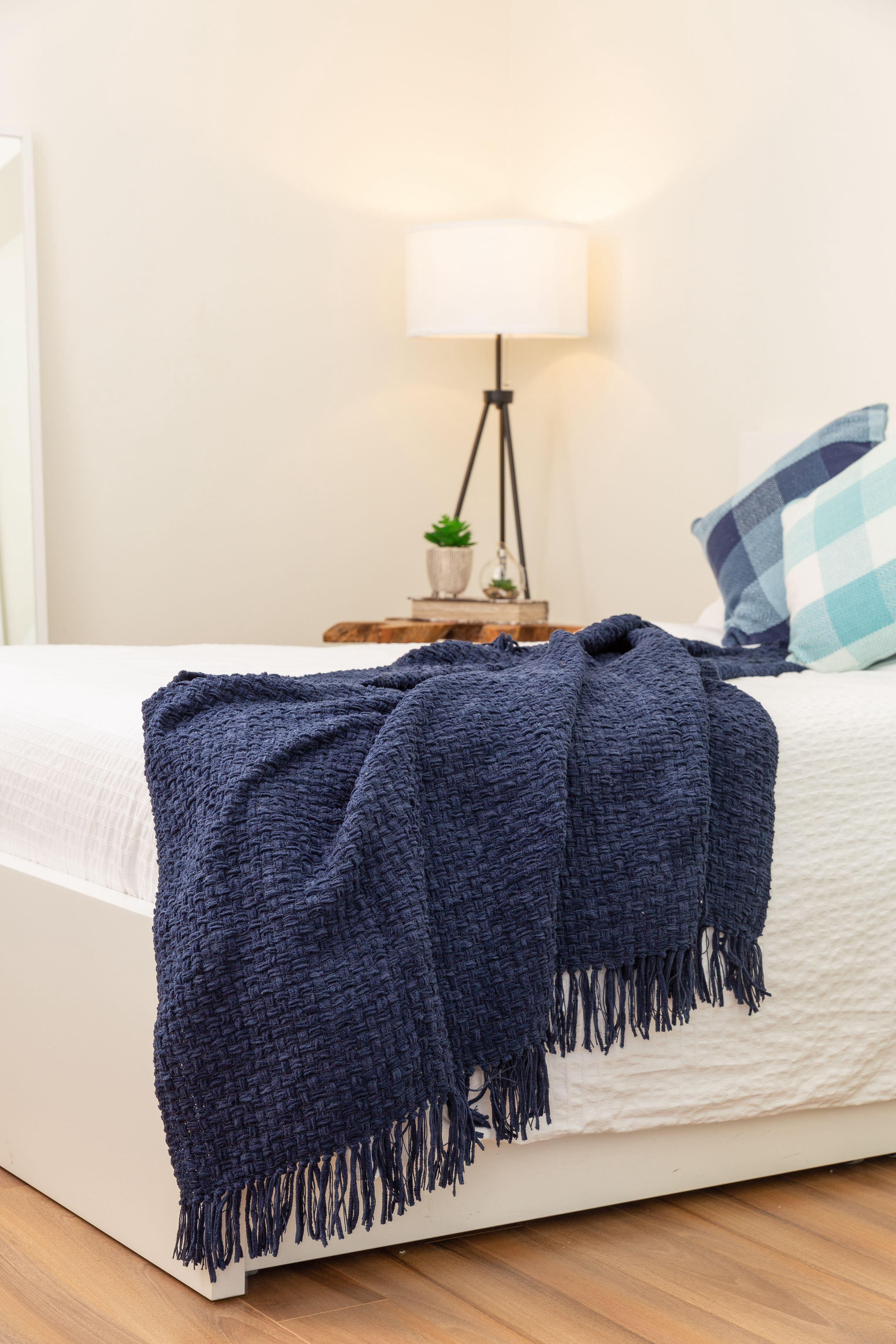Fabstyles  Chenille Basket Weave Polyester Throw Blanket Lilac