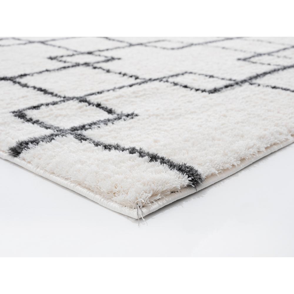 Tranquility Aaru White Round Rug 7'10" x 7'10"