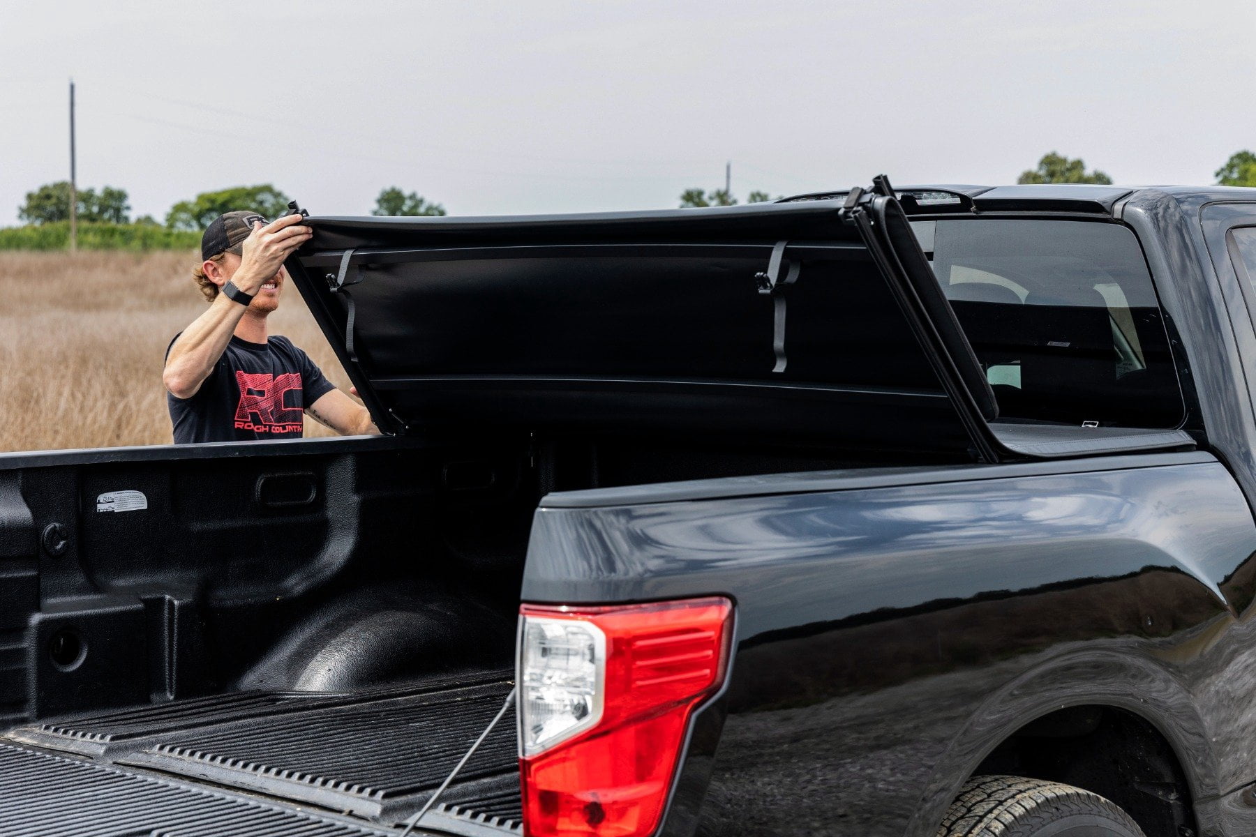Rough Country Soft Tri-Fold for 2017-2024 Nissan Titan | 5'7" - 41816555A