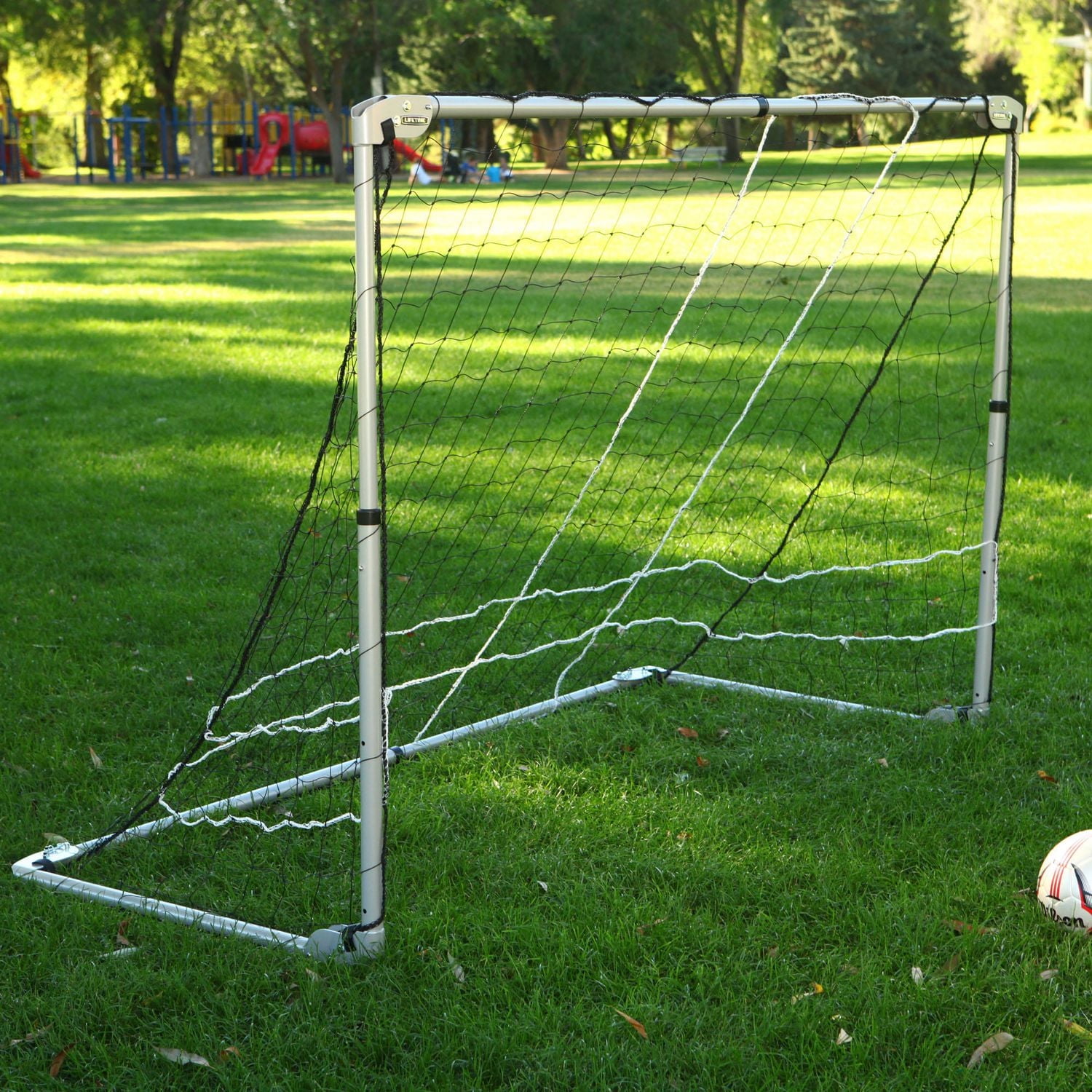 Lifetime Adjustable Height Portable Soccer Goal (7 x 5 ft)