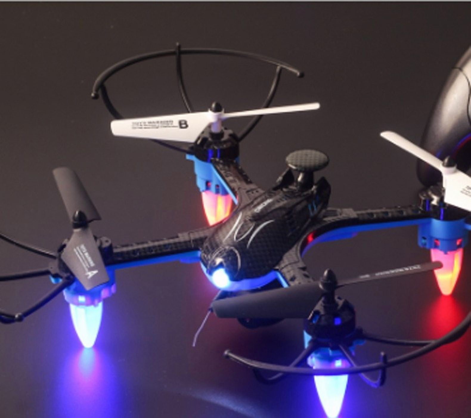 6 Axis-Gyro Drone One Button Fixed Point/ Fixed Height 2.4GHz Black