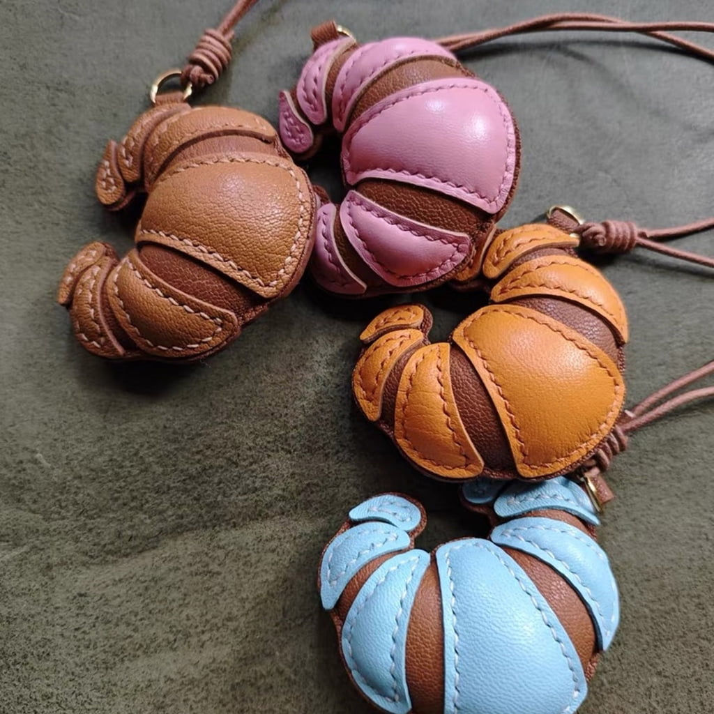 WINDLAND Elegant Croissant Shaped Bag Charm Stylish Food Pendant Key Ring Handmade Keychain Accessory for Trendsetters