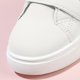 thumbnail image 4 of Zapatillas de Bebé Niña Espesado Cálido Fuzzy Zapatos de la Casa de Dedo Ancho con Forro Suave, Suela Antideslizante de Moda para Uso Interior, Calzado de Niños Acogedor, 4 of 5
