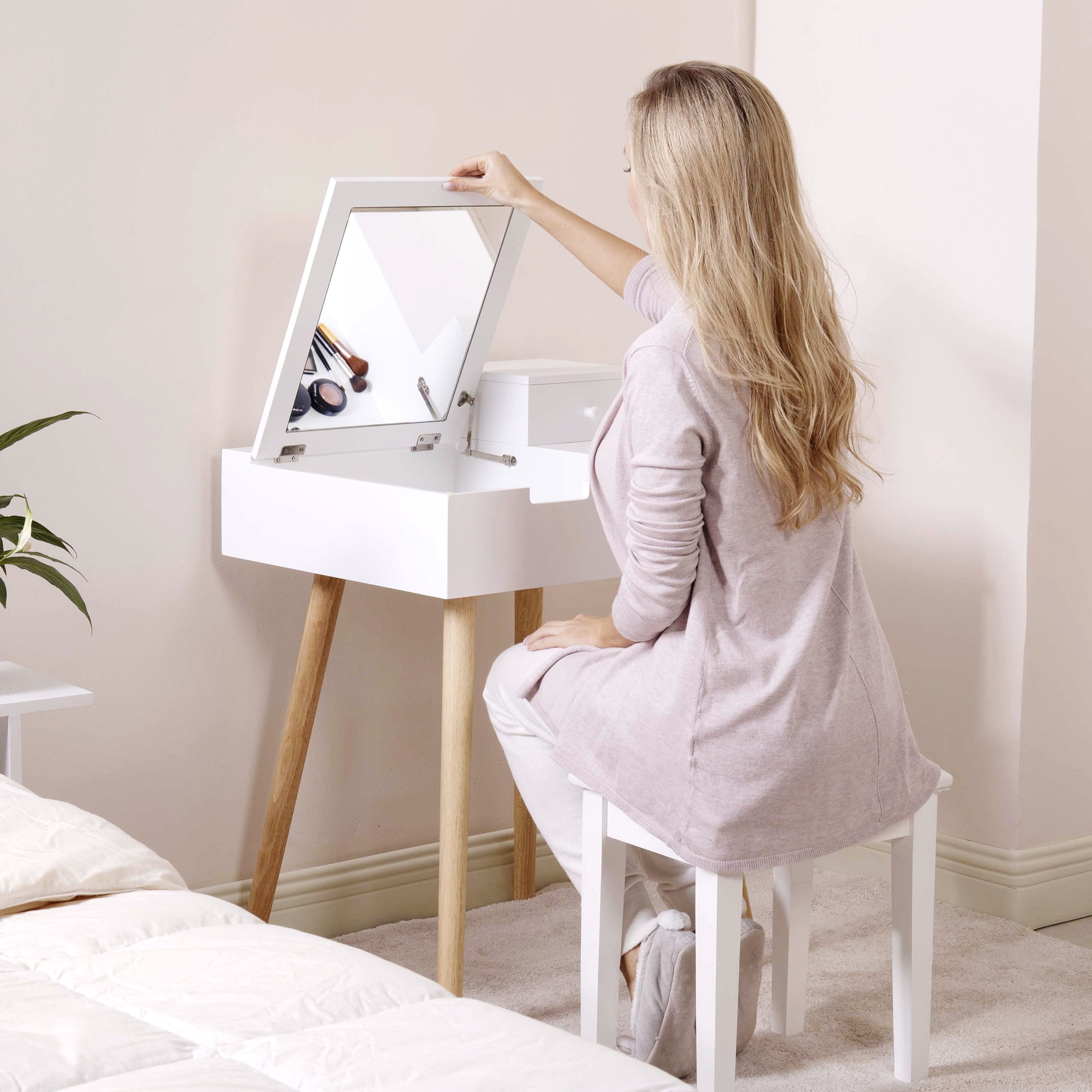 Spaco Modern Makeup Table with Flip Top Mirror and 2 Drawers, Vanity Desk for Bedroom Living Life, White Spaco Modern Makeup Table with Flip Top Mirror and 2 Drawers, Vanity Desk for Bedroom Living Life, White