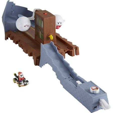 Hot Wheels Mario Kart Boo's Spooky Sprint Track Set