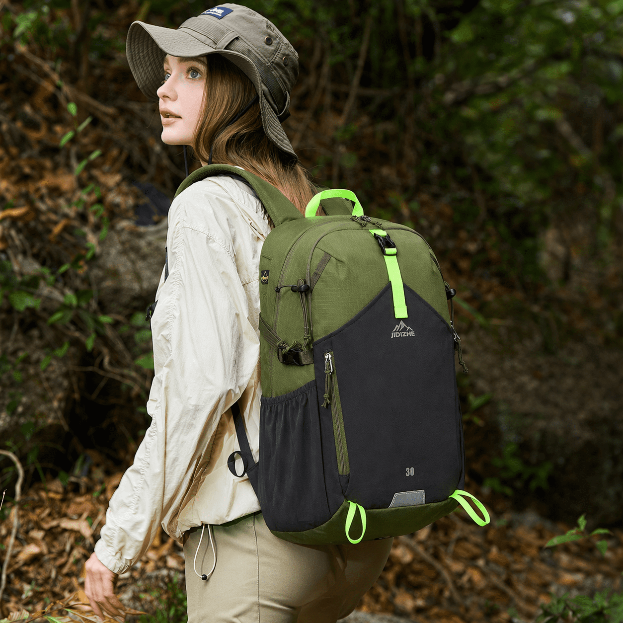 JIDIZHE 30L Polar Explorer Hiking Backpack, Lightweight Water-Resistant Outdoor Travel Backpack for Men & Women, Green