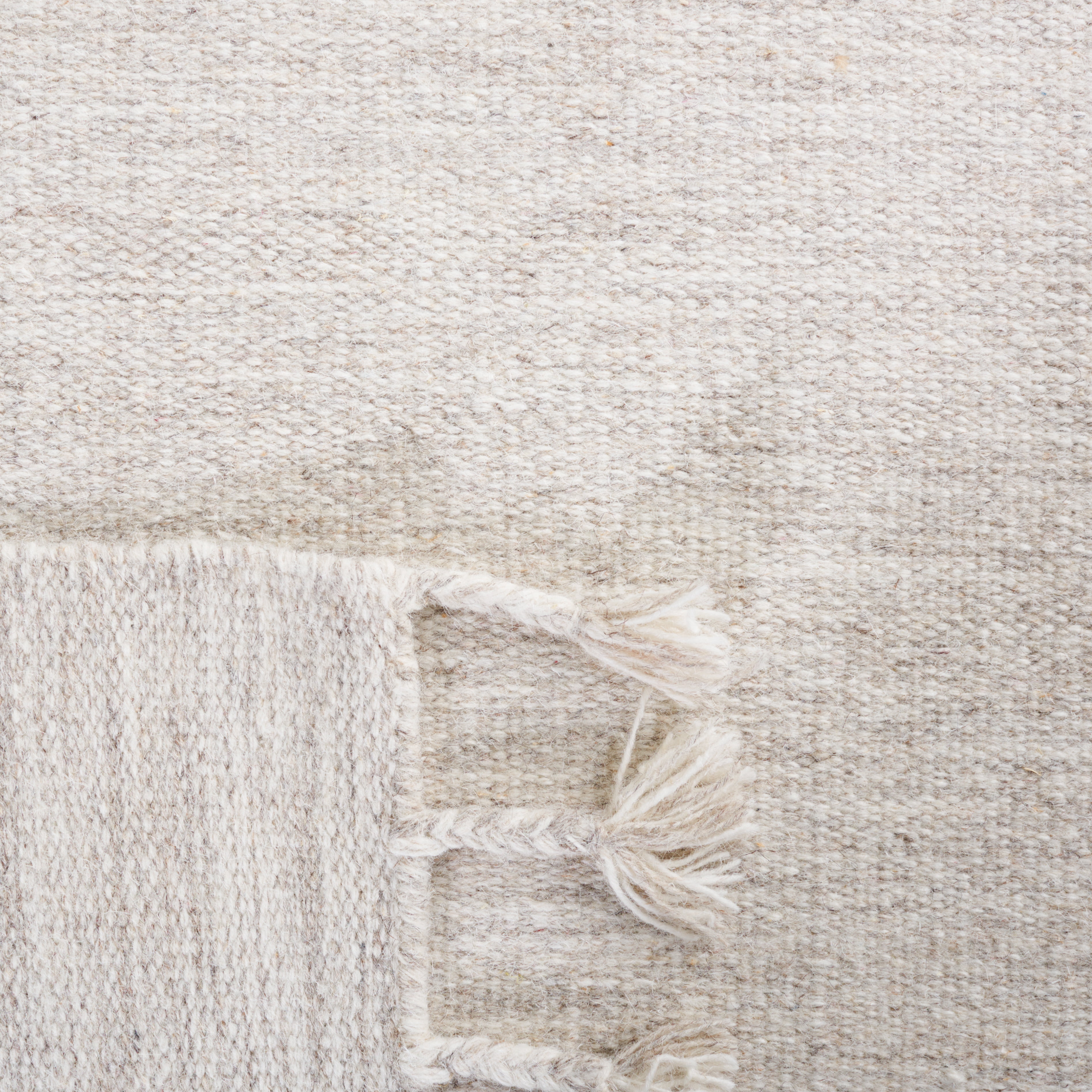 SAFAVIEH Dhurries Ksenija Solid Wool Area Rug, Beige, 3' x 5'