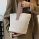 thumbnail image 1 of Bolso de mano para mujer, de moda, de paja, versátil para vacaciones (beige), 1 of 8