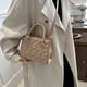 thumbnail image 4 of Bolsos Crossbody Correa Ajustable para las Mujeres Bolso de Hombro Casual 21.5x16x9cm, Bolsos Crossbody para las Mujeres Viajes, Pu, Sostiene el Teléfono, Cartera, Llaves, Traje Versátil, 4 of 6