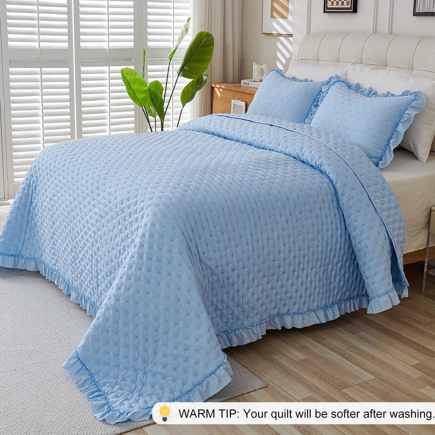 Evenhug 3-Piece Oversized King Quilt Set Soft Ruffled Bedding Set Lightweight Microfiber Ultrasonic Bedspread With Shams Suitable All Season(Blue,116"x102")