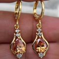 thumbnail image 1 of Pendientes de gota de agua con diseño de arcoíris para niñas, aretes de piedra de circonita de color plateado estilo bohemio, aretes largos de cristal para mujer ---- 3 --- Código de producto 65482 3, 1 of 4