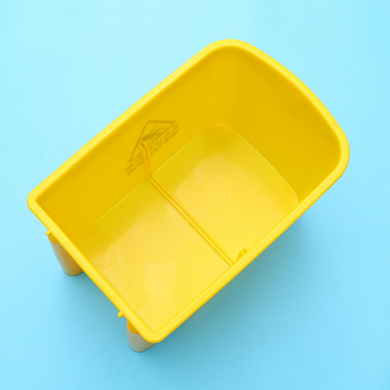 Restaurantware Clean 38 Quart Industrial Mop Bucket, 1 Combo Mop Wringer Bucket - with Side Press Wringer, Built-in Casters, Yellow Plastic