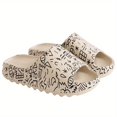 thumbnail image 1 of Diapositivas de almohada con estampado de dibujos animados para mujer, pantuflas de EVA antideslizantes con punta abierta, zapatos para interiores y exteriores, 1 of 4
