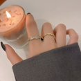 thumbnail image 1 of Anillo de traje femenino retro nicho personalidad anillo de perla anillo estilo frío alto sentido joyería de mano, 1 of 6
