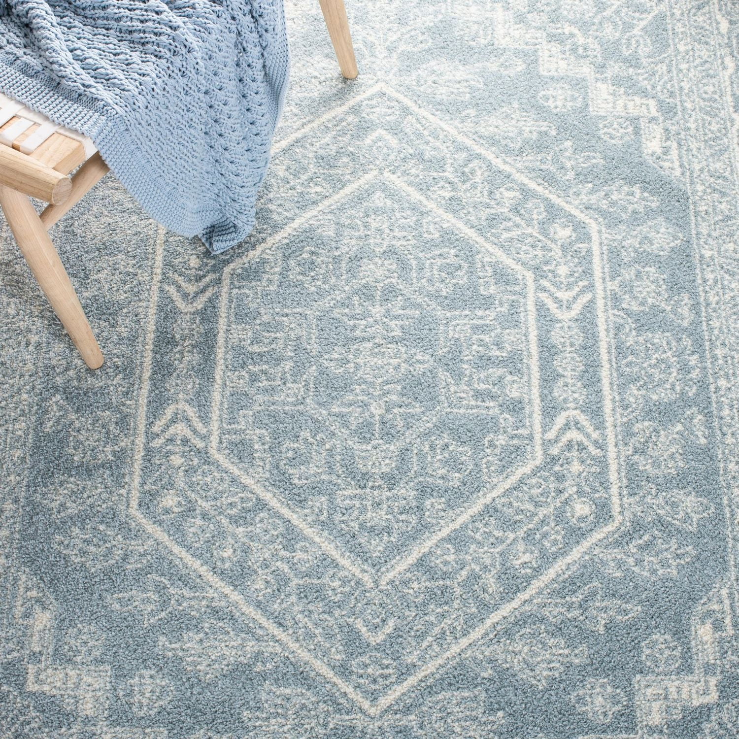 SAFAVIEH Adirondack Xavier Tapis Traditionnel
