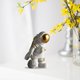 thumbnail image 5 of Escultura de de resina juguetes de aprendizaje regalos pelota de patada Gloria Figuras de astronauta de resina, 5 of 9