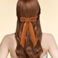 thumbnail image 1 of Set de 3 pinzas para el cabello con lazo de terciopelo, estilo princesa, con diseño de dulces y estilo moderno., 1 of 6