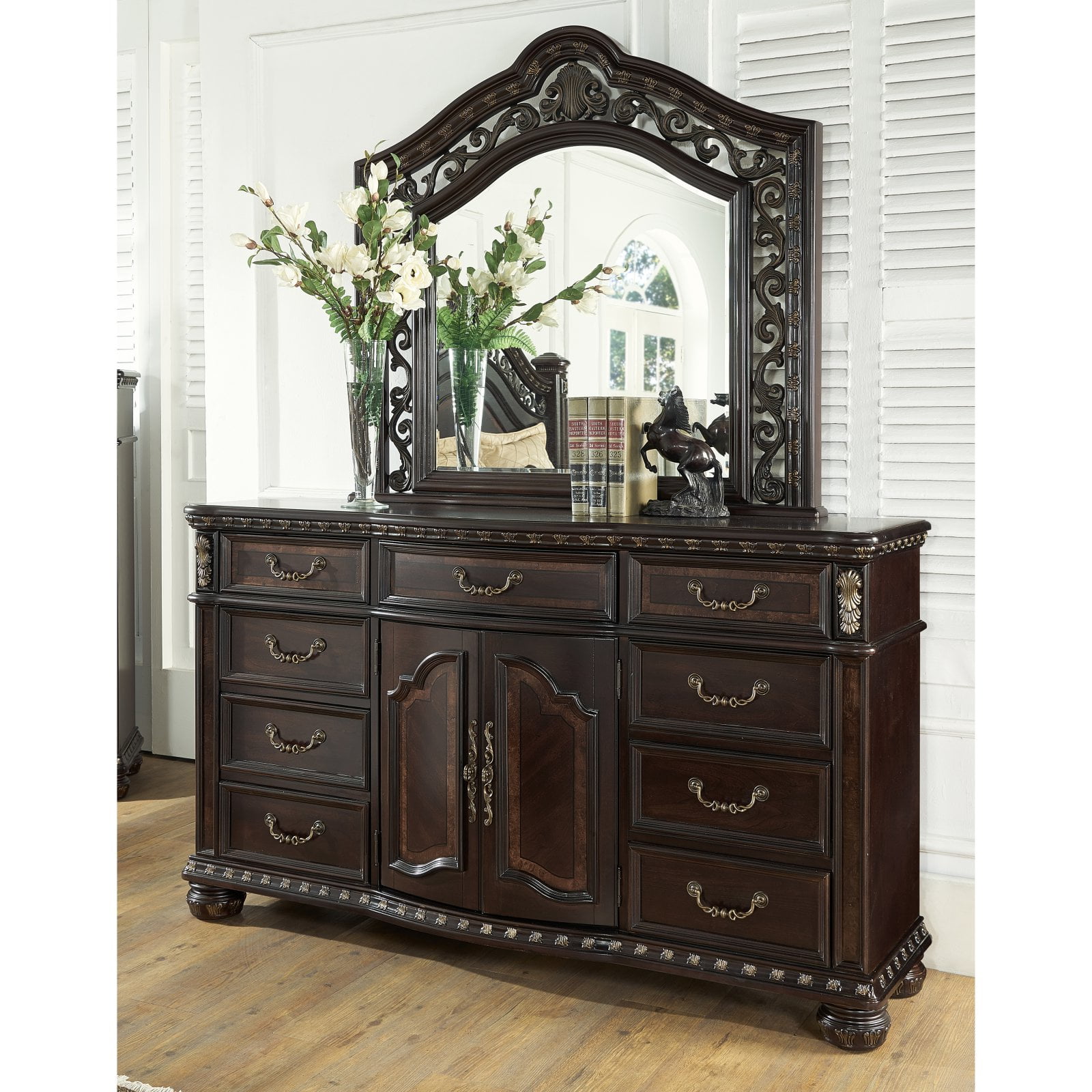 Steve Silver Co Monte Carlo 9 Drawer Dresser With Optional Mirror