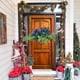 thumbnail image 2 of Cesta Colgante De Navidad Artificial Con Conos De Pino, Bayas Rojas, Luces Led Blancas, Decoración Para Jardín De Césped Interior Al Aire Libre Eigraketly HA039026-00, 2 of 6