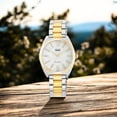 thumbnail image 2 of Reloj Q&Q Q90B-006PY Ladies-Dorado, 2 of 3