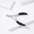 thumbnail image 4 of Pinza para cutículas Tweezerman Great Grip de acero inoxidable, 4 of 7