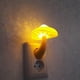 thumbnail image 2 of Lámpara de pared con forma de hongo y luz nocturna LED, enchufe europeo y estadounidense, luz blanca cálida con sensor de control, luz para dormitorio, decoración del hogar, 2 of 3