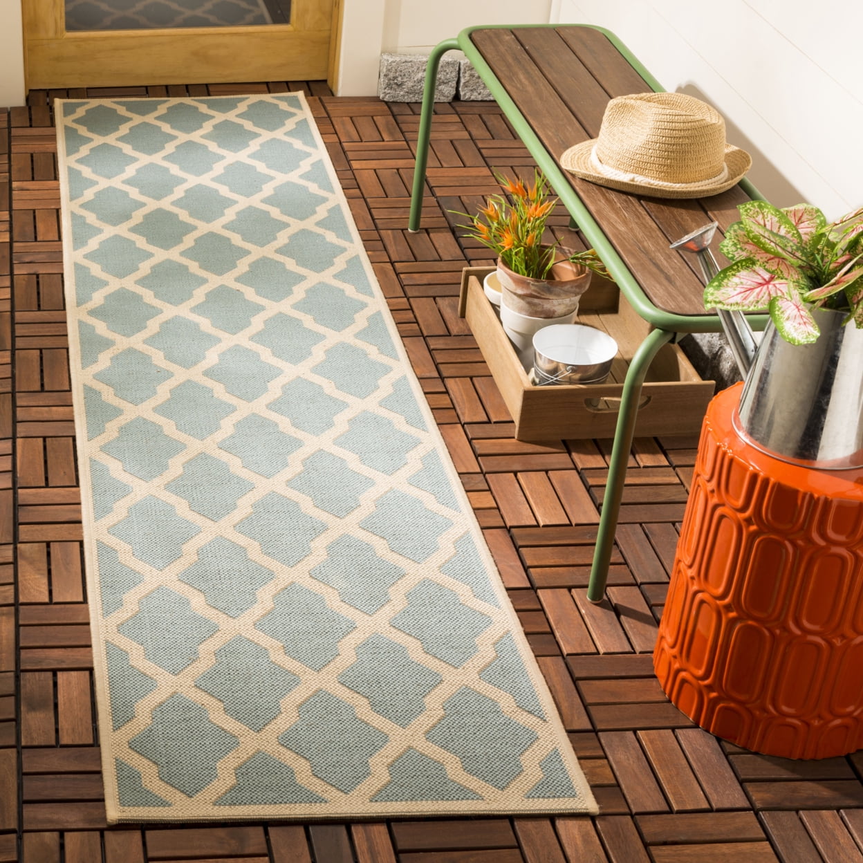 SAFAVIEH Beach House Loraine Trellis Indoor/Outdoor Area Rug Aqua/Cream, 6'7" x 6'7" Square