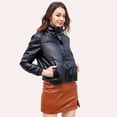 thumbnail image 2 of Veste Courte Isolée en Cuir PU pour Femmes avec Col Montant, Style Urbain, 2 of 4