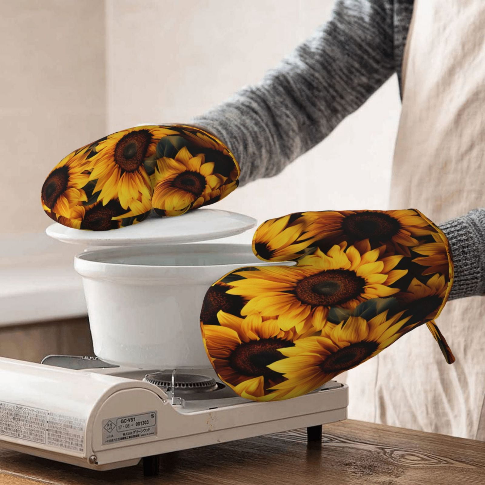 Hirioo Vibrant Sunflower Blooms for Silicone Oven Mitts for BBQ, Baking, Cooking, Set of 2, Heat Resistant 260℃, Non-Slip Kitchen Essentials