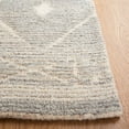 thumbnail image 3 of SAFAVIEH Casablanca Gracelyn Diamond Area Rug, Grey/Beige, 6' x 9', 3 of 8
