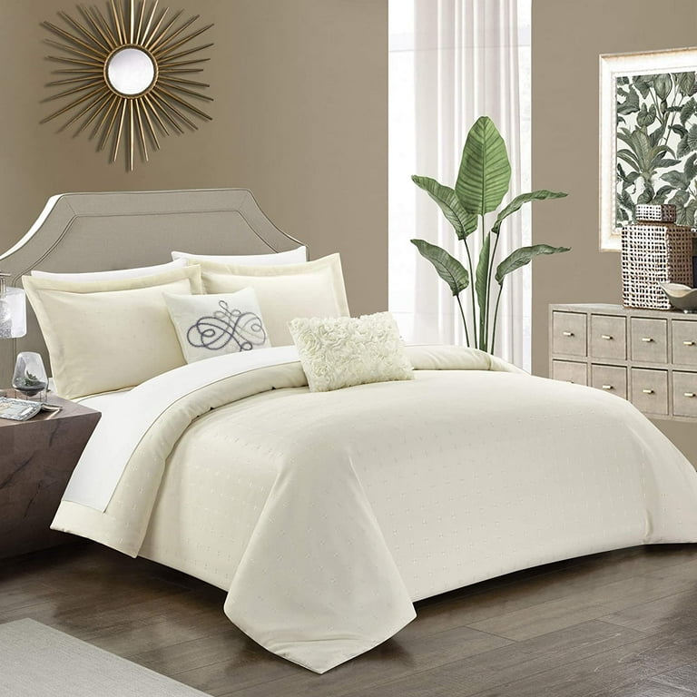 Comforter sets top with pillows