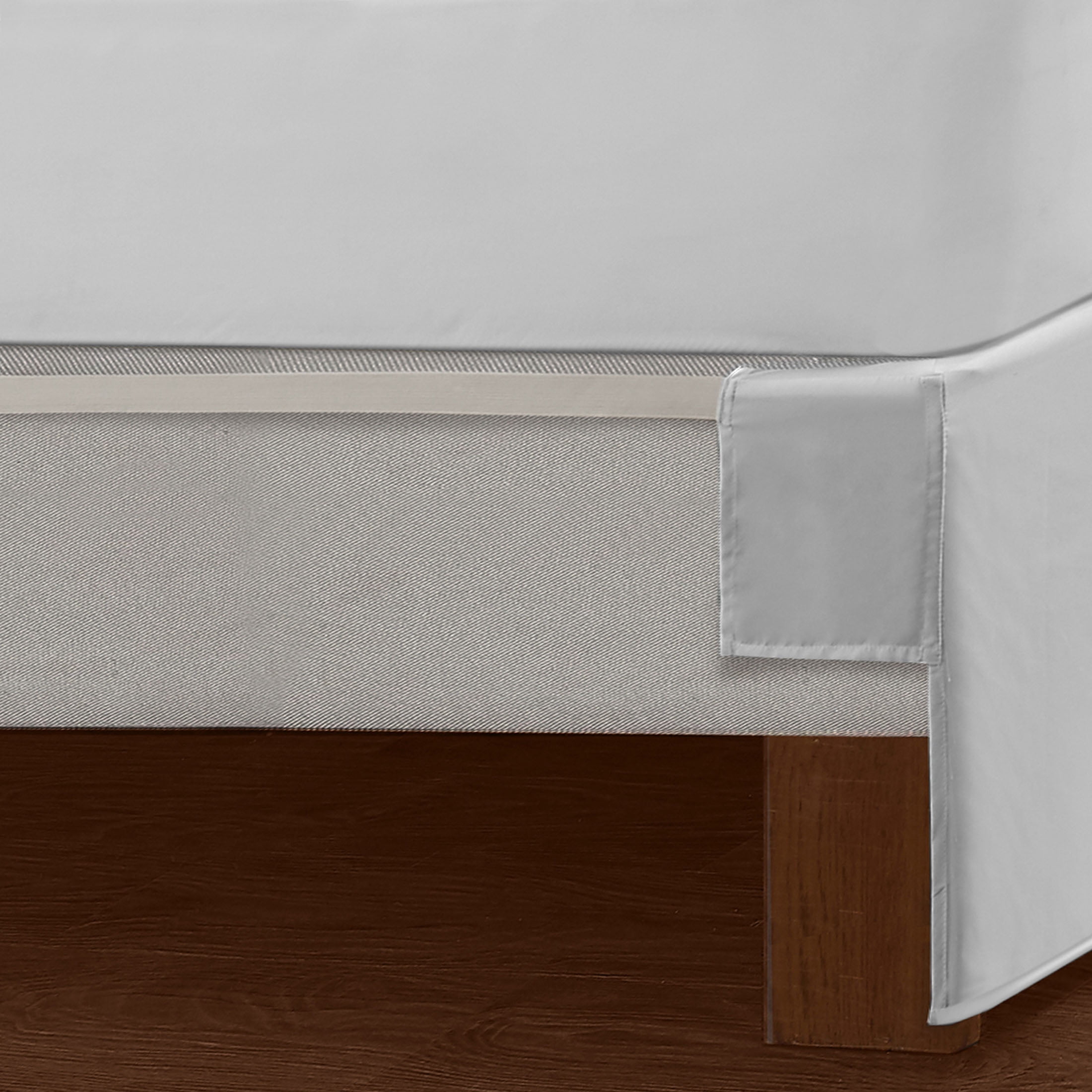 WonderSkirt Wraparound Tailored 15" Microfiber Bedskirt, White, Full
