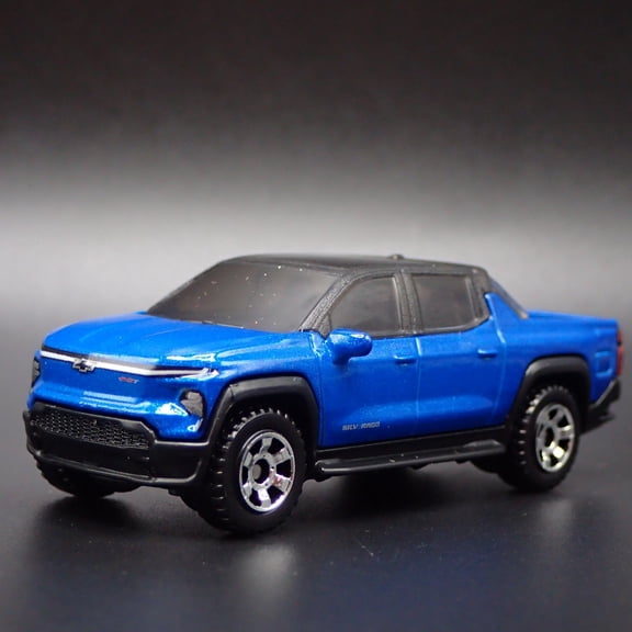 Open Box 2024-2026 CHEVY CHEVROLET SILVERADO EV ELECTRIC TRUCK 1:64 DIECAST MODEL CAR