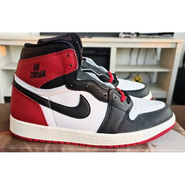 Jo r-dan 1 High OG Black Toe Reimagined Men's Size 10 Brand New w/ Original Box