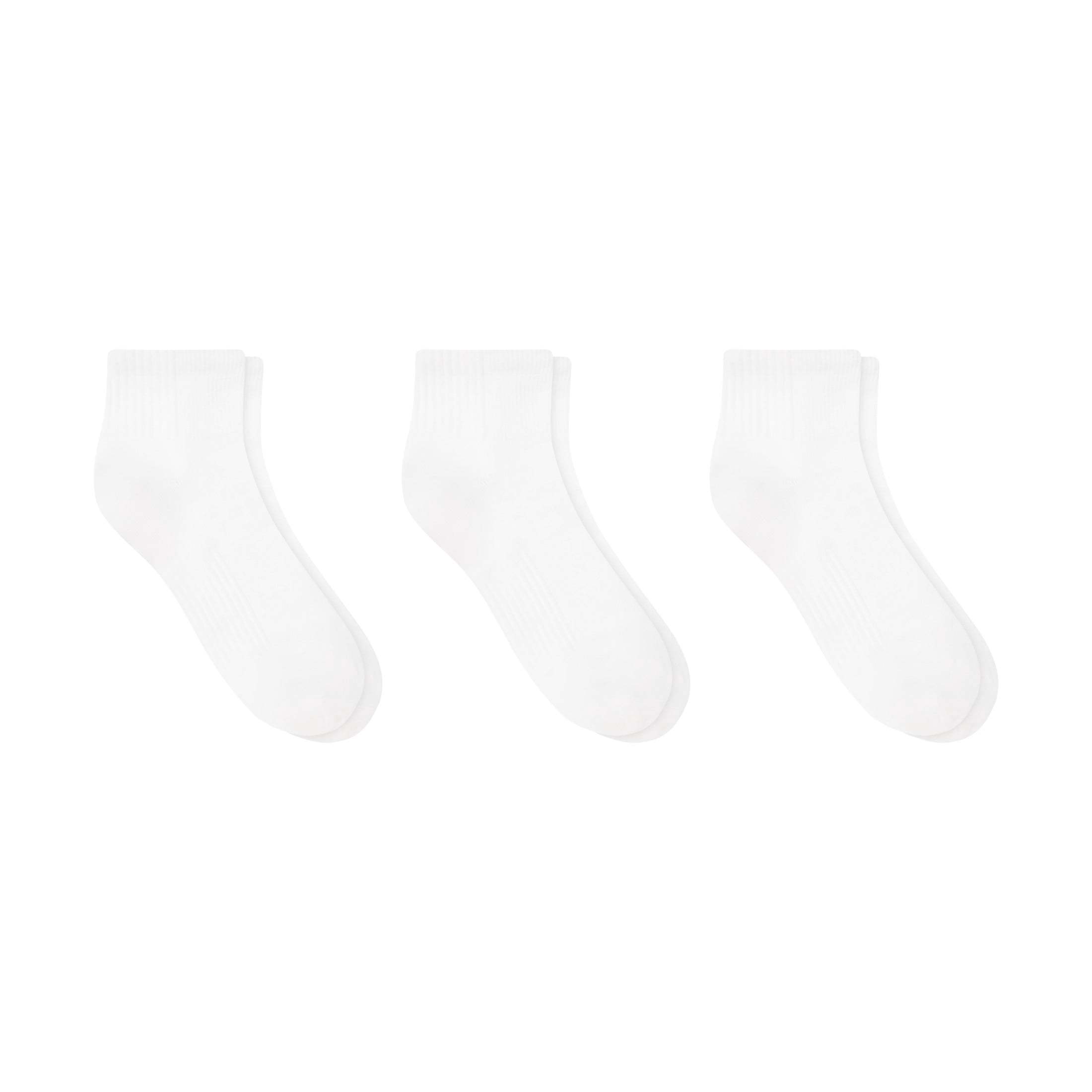 Hanes Mens Ankle Socks Value Pack, 3-Pack, Moves X-Temp 360-Degree Stretch Socks for Men