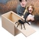 thumbnail image 4 of 1 piezas de madera broma araña caja de miedo broma realista divertido juguete de mordaza sorpresa, 4 of 4