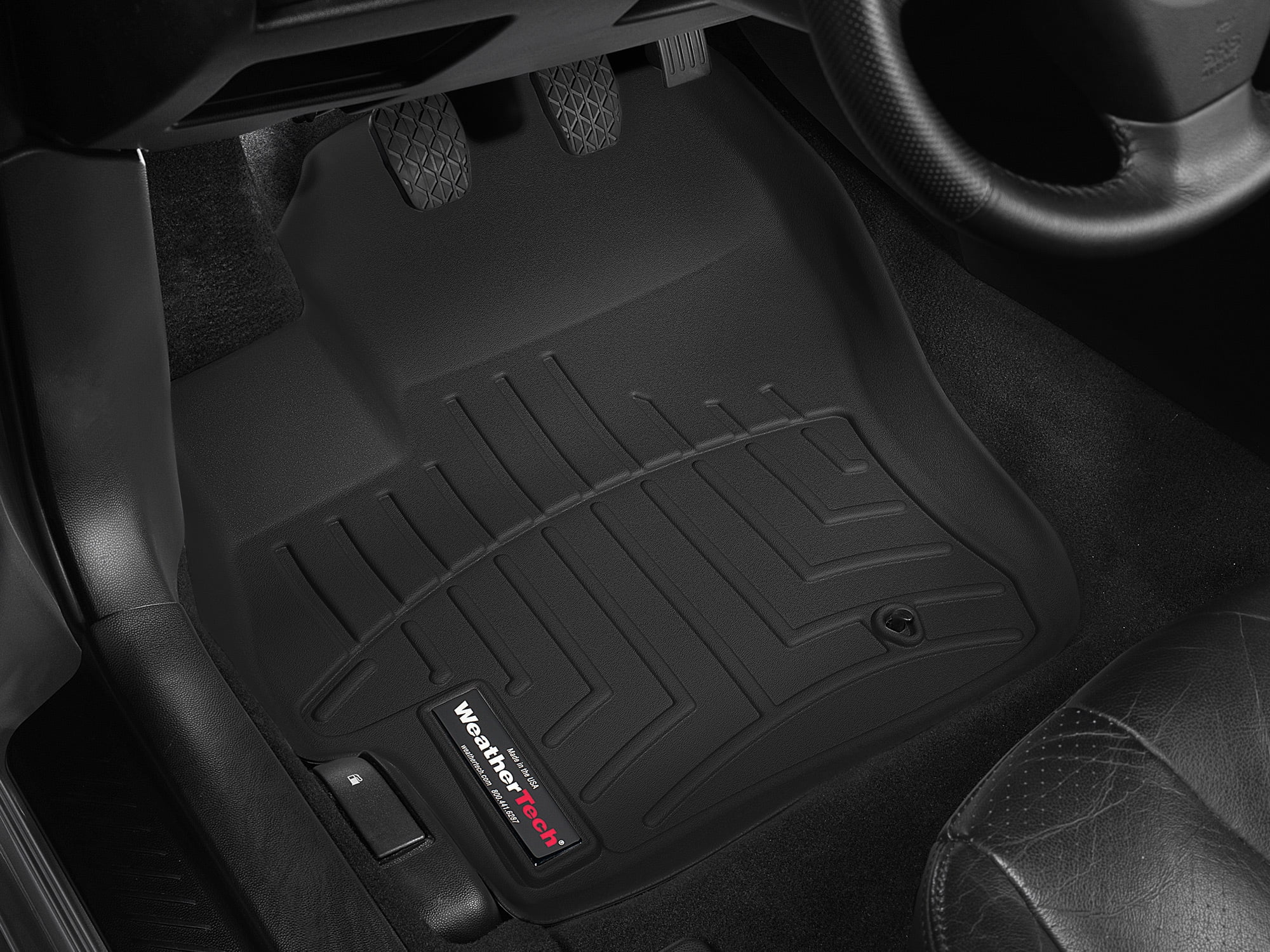 WeatherTech Custom Fit FloorLiners compatible with 2004-2009 Mazda MAZDA3 - 1st Row (Driver & Passenger), Black