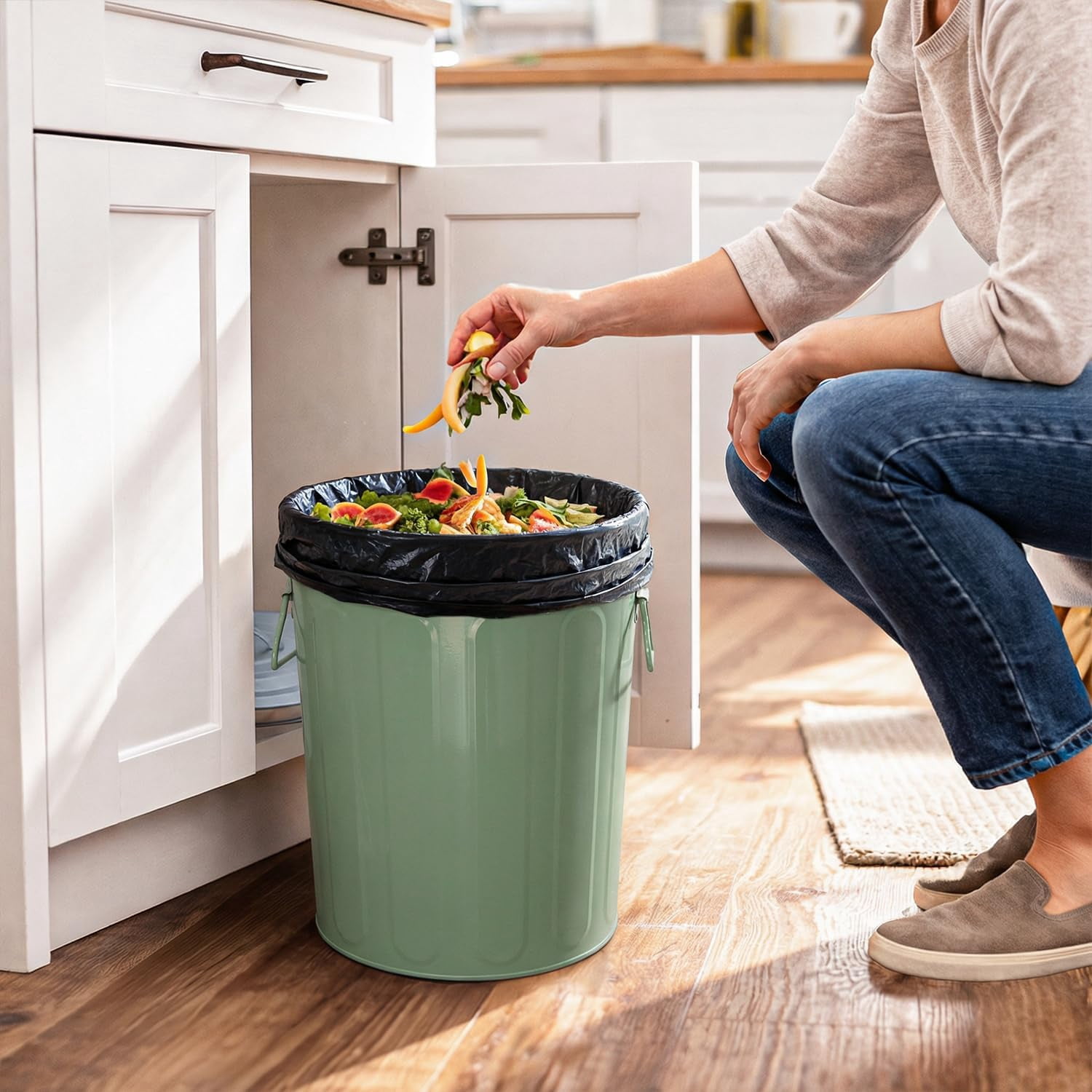 Neatifyes 5 Gallon Small Metal Trash Can with Lid Outdoor Galvanized Steel Bucket with Lid 5 Gal Storage Can for Dog Food Bird Seed Storage Container Rodent Pet Proof, Green