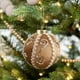 thumbnail image 4 of Bolas De Espuma Bola de espuma color café con polvo dorado glutinoso, adorno colgante de tela de alta gama para árbol de Navidad, 8 cm, 1 unidad Rkxzt, 4 of 7
